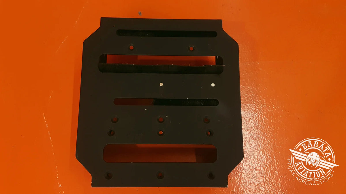 576.10.12.108 Pilatus Engine Console Cover Assy