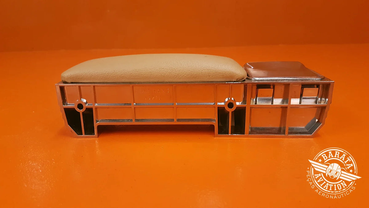 66710-17 Piper Right Armrest