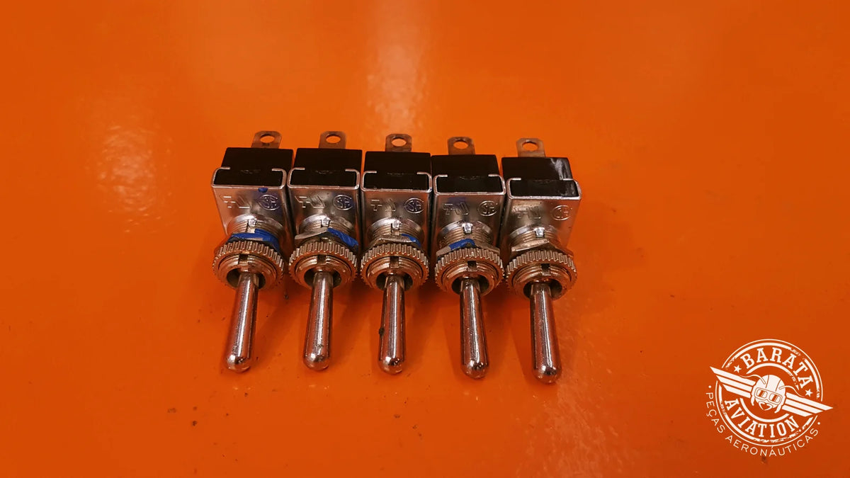 R13-25A2 SCI Toggle Switch Kit