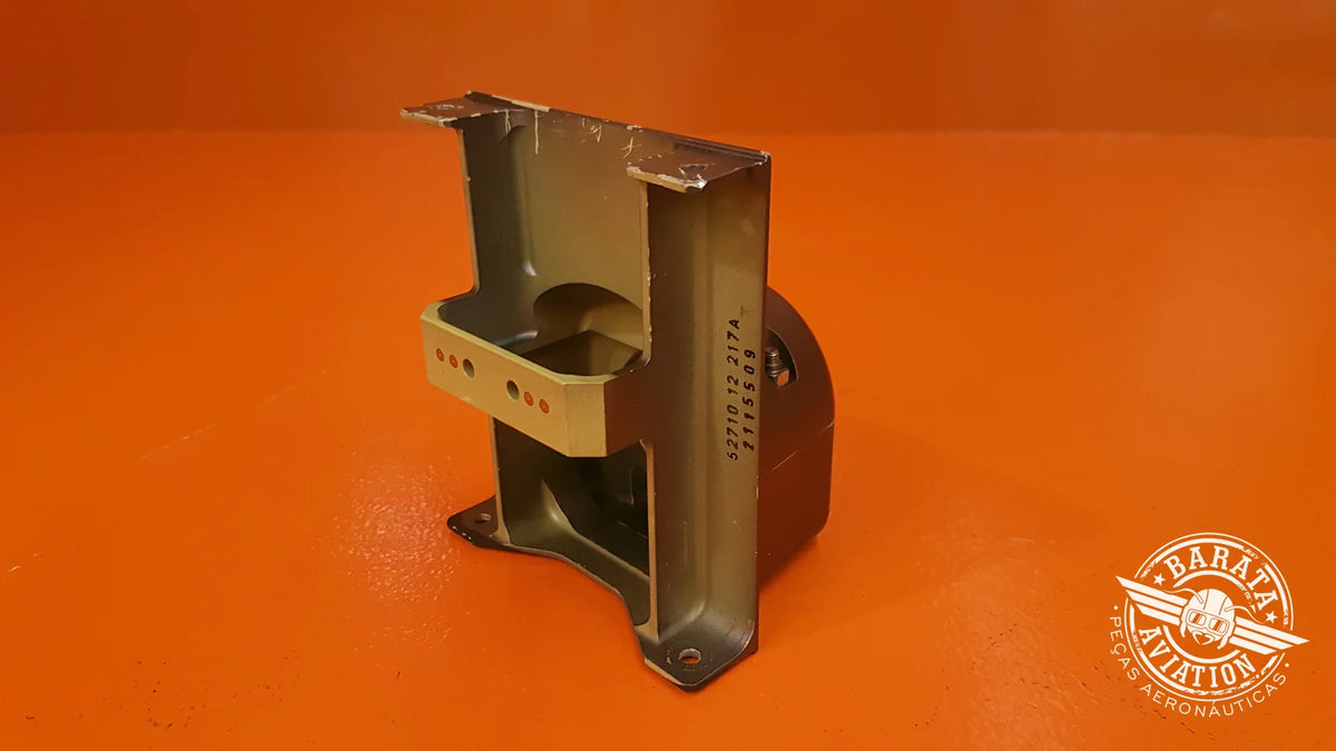 527.10.12.217 Pilatus Aileron System Lower Support