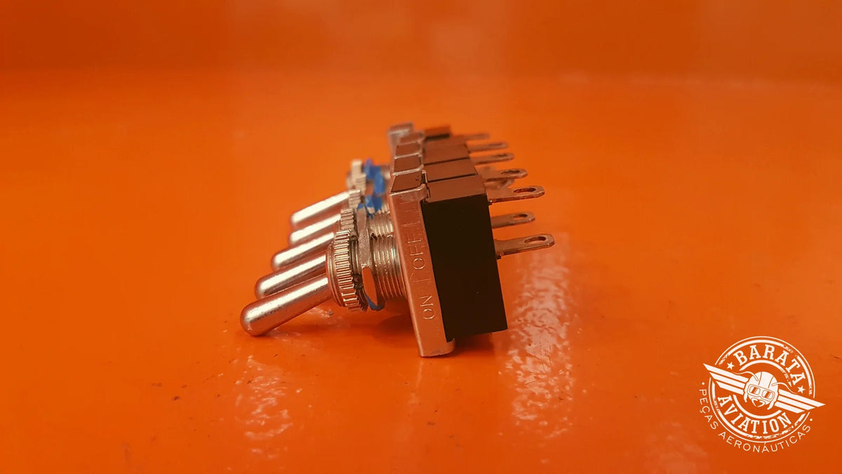 R13-25A2 SCI Toggle Switch Kit