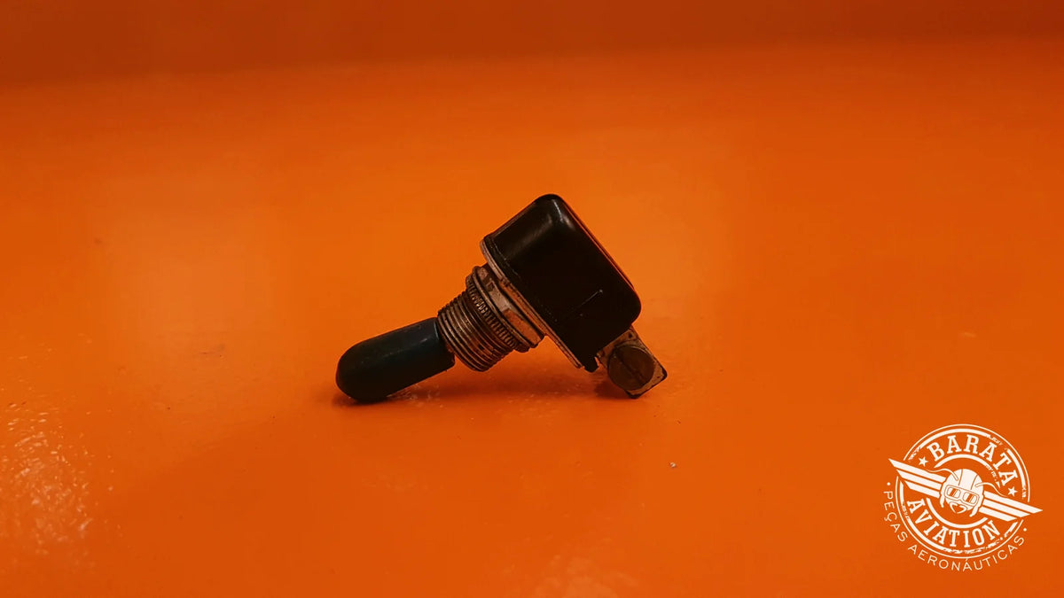 487-790 Toggle Switch